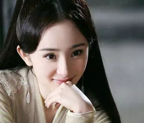 杨幂新剧《扶摇》杀青,剧照与《三生》中白浅