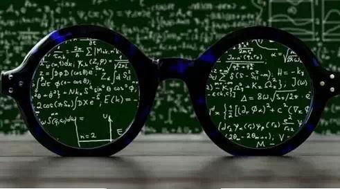 一张图看清近视眼和正常视力的人眼中的世界_【今日爆点】