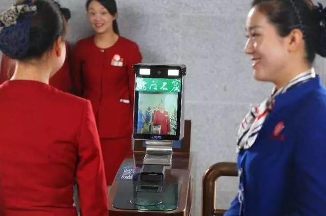 牡丹文化节期间,你被他们暖到了吗?