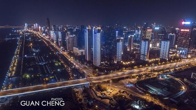 武汉和郑州，谁才是中部第一大枢纽城市