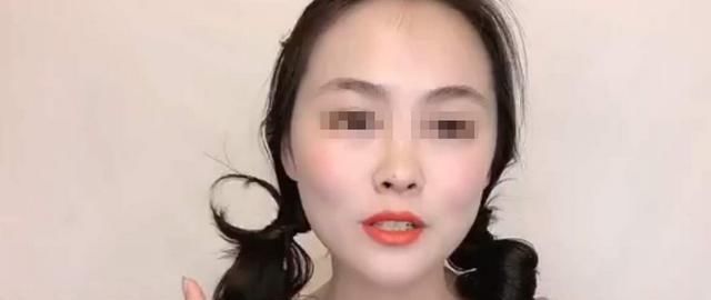 贾静雯三个女儿颜值不俗，妈妈长得很漂亮，孩子的基因不会差