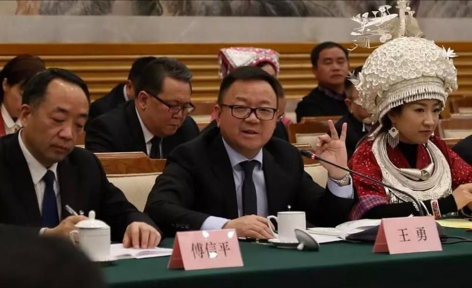 两会声影--贵州团开放日，这10句话很提气!