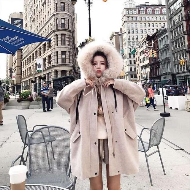 甜美优雅的中长款毛呢外套,穿上很显小女人味