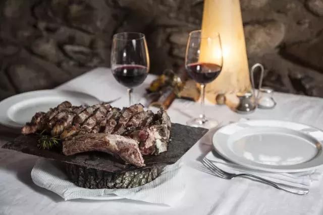 袖珍国安道尔，比利牛斯山中免税天堂！