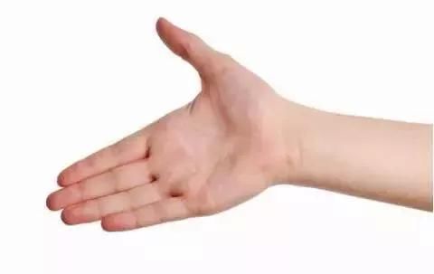 男人手上这个部位凸起多肉，往往非富则贵，准!