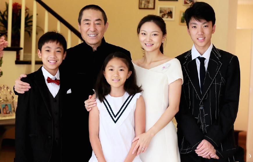 无名无份陪伴19年,让张艺谋收心原来得这样做