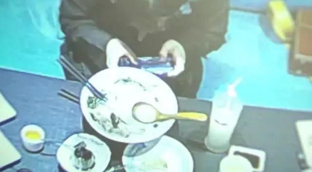 喝完男网友买的奶茶,女子人事不省!醒来后发现