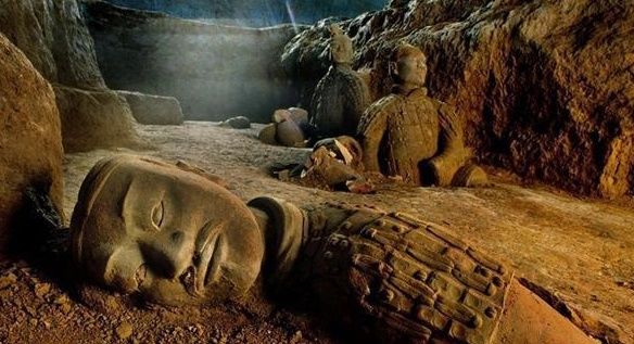 古代皇帝为何要童男童女陪葬还在其生前灌水银