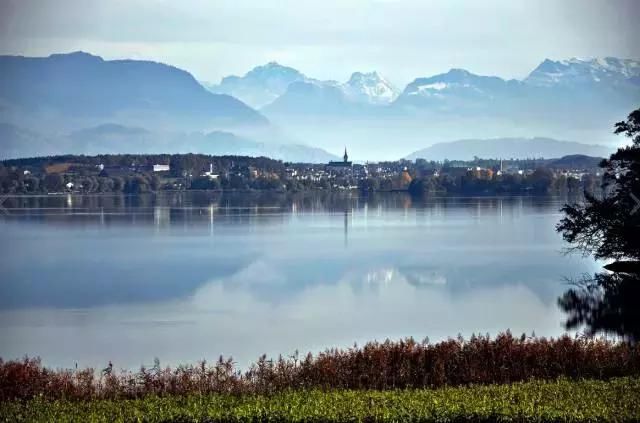 有一种美，叫瑞士；有一种慢，叫瑞士的火车