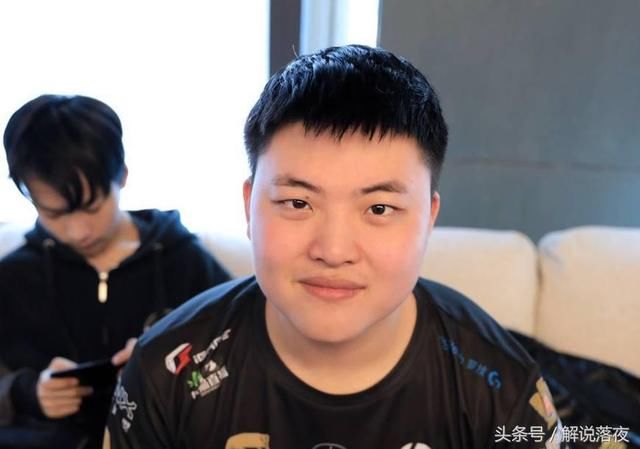 蔡徐坤与Uzi在天天向上大谈梦想?Uzi用一段话