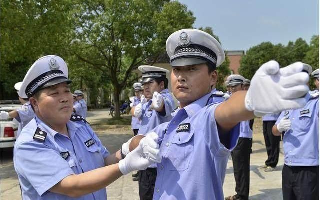 事业单位改革：退伍军人纳入事业编！辅警不再是“临时工”？