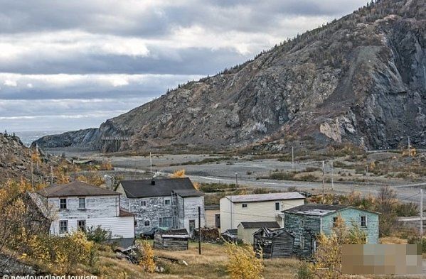 加拿大风景如画的小镇