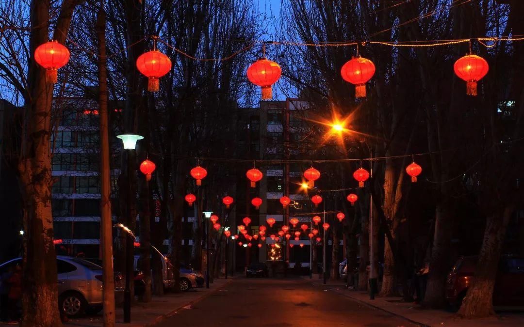 春节特辑丨大年初一13亿票房背后的影视江湖