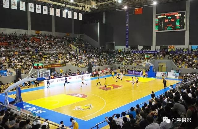2018年全国男子篮球联赛河南方城赛区首场比