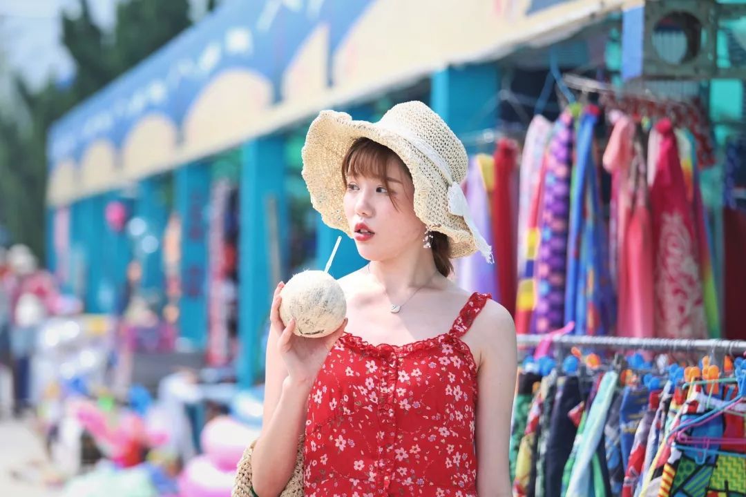 七月的青岛拒绝下饺子,萌娃、比基尼有更加选有什么美食亦庄图片