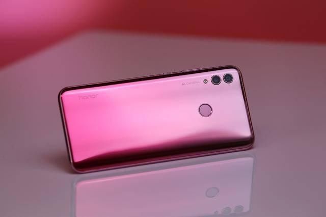 主打拍照,荣耀10青春版今天正式发布