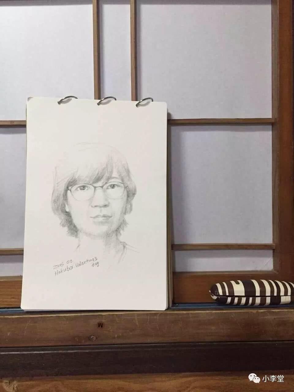 带着雪板去旅行，带着画本去滑雪