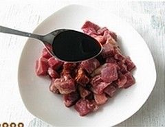 黑椒年糕牛肉粒