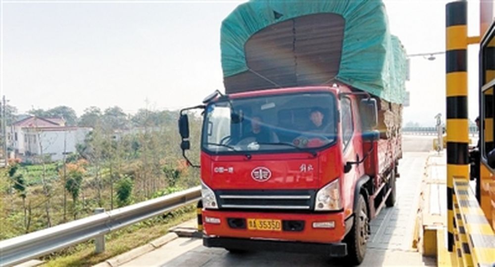 河南高速入口货车称重