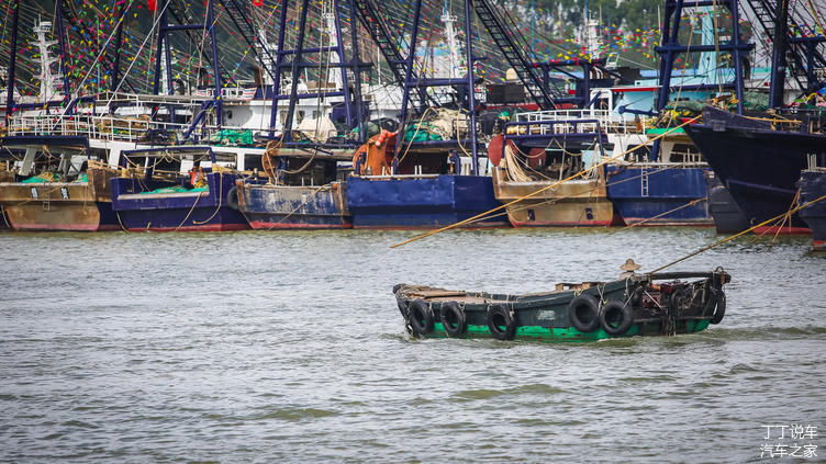 冒着台风自驾广东茂名,览祭海之盛况,品开渔之