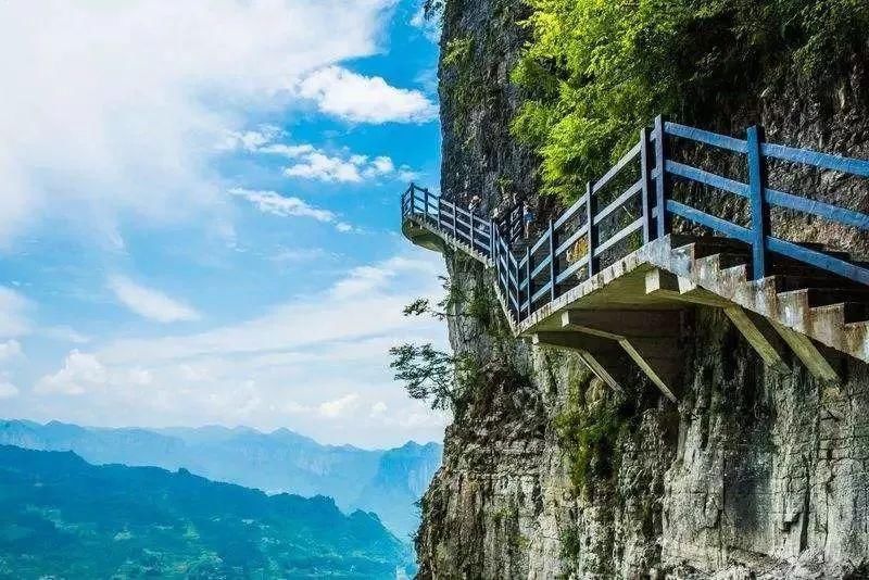 中国湖北居然隐藏了一个旷世仙境 让外国人都为它折服