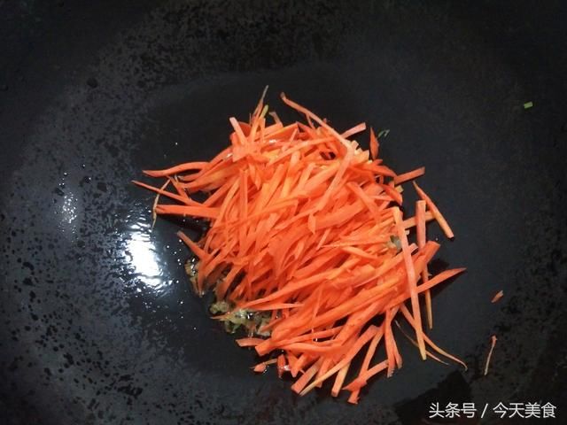 节日过后该刮油了，教你一道刮油菜，清淡好吃还不贵，食材家家有