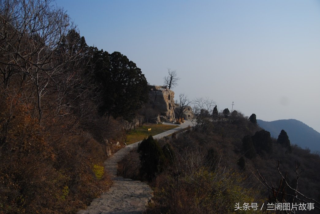 道教也有石窟?太原龙山石窟有尊卧像，据说是祖师爷王重阳!