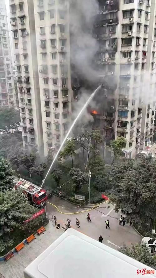 居民楼从2楼烧到30楼