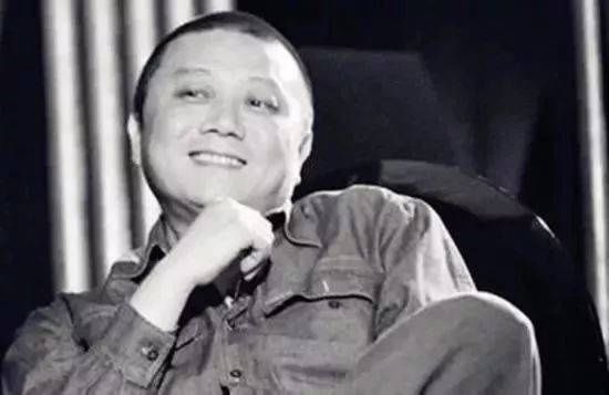 王朔：呸，都不是东西！