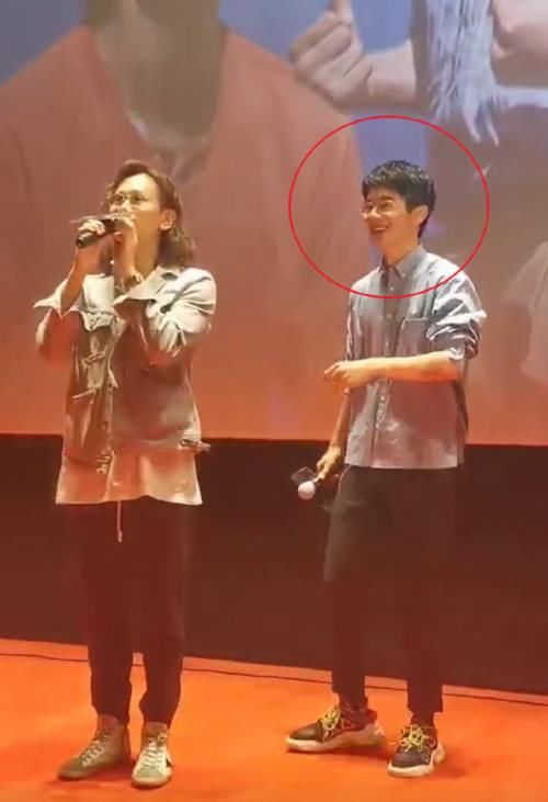 刘昊然被男粉喊老公？看清他的表情后，怪不得男生也心动了！