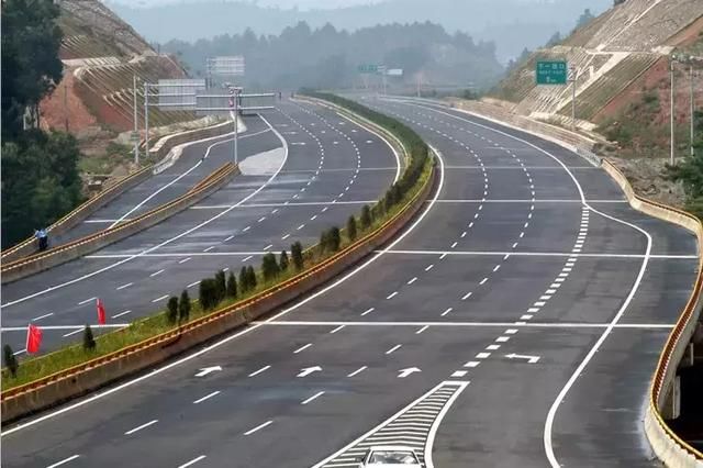 2019云南各机场将新增67条航线!全省交通建设