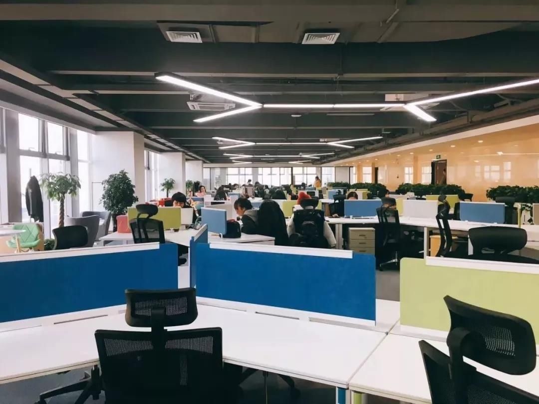 咪蒙,视觉志,深夜发媸…新媒体公司的办公室长什么样?