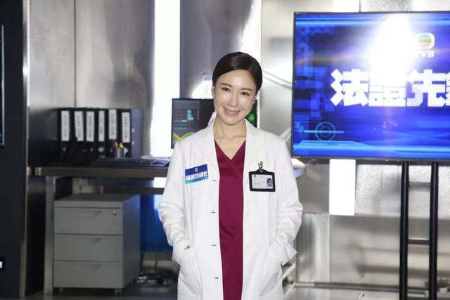 突然被TVB官网除名1!38岁最美女配《法证先十大国产3美女之图片