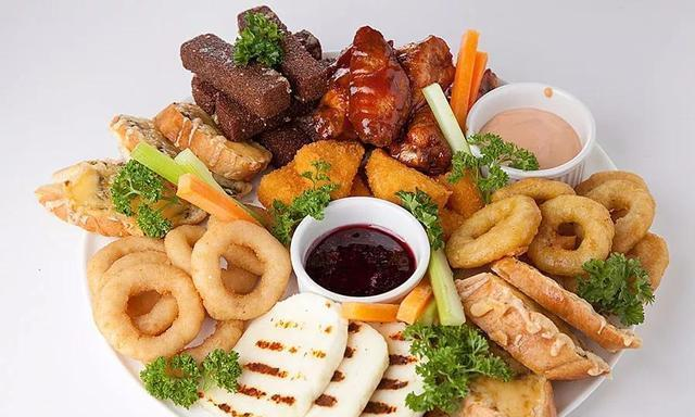 外国人喝酒有下酒菜么, 都是什么菜?