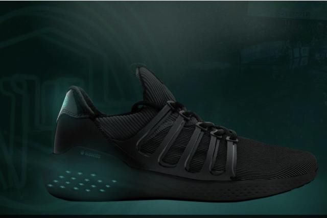 国运动品牌 K-Swiss 推出首款专为电竞选手设