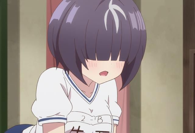 小学萝莉踩背做马杀鸡,这番看我的脸都红了