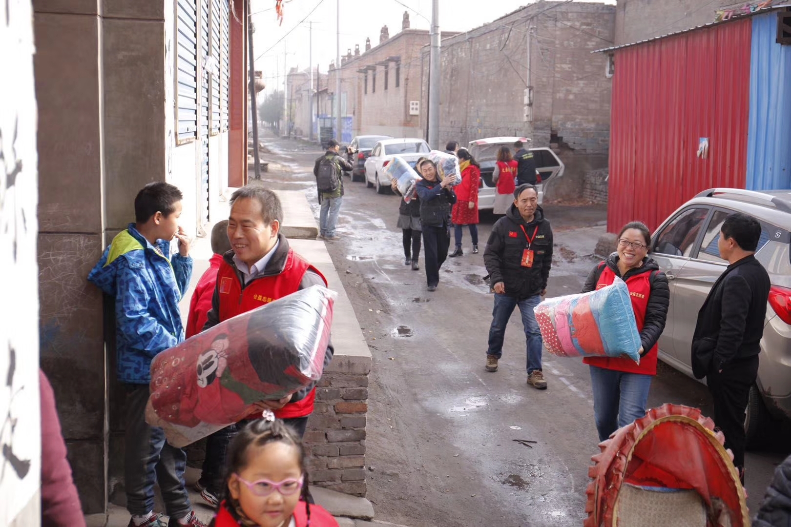 本地头条携手山西孟子爱心雷锋团公益行动启动