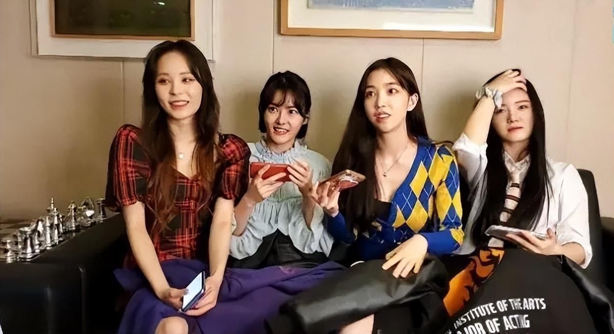 被“软色情”毁掉的女团们：艺术还是软色情？进击的韩国情色业！ - 360娱乐