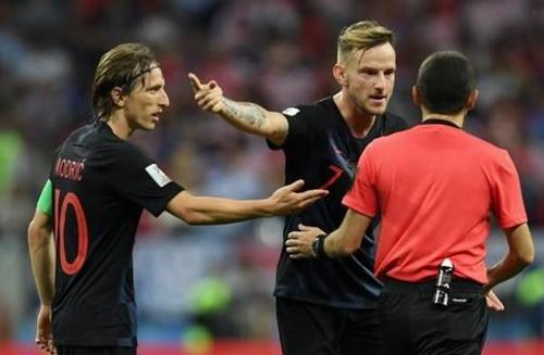 【针尖对麦芒】别说莫德里奇跑不死,这个法国