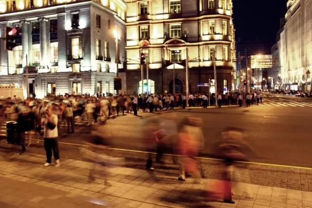 宝宝睡觉不安稳是怎么回事?