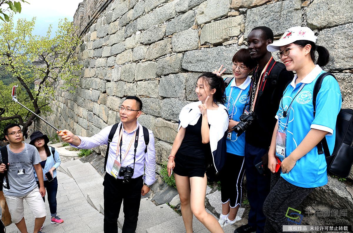 中非合作论坛北京峰会|为青年志愿者点赞