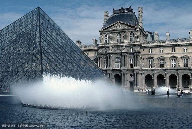 法国为什么叫高卢雄鸡?