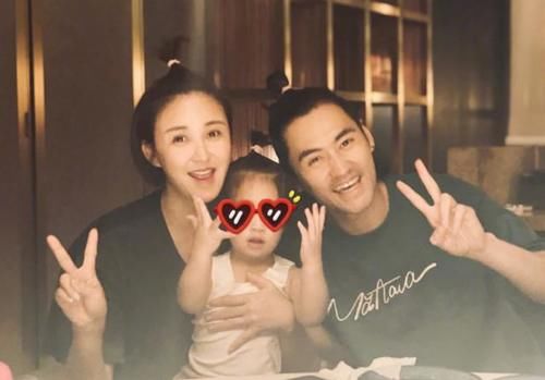 王志飞为她痴迷却又不给名分，与杨树鹏离婚后，嫁袁弘终获幸福