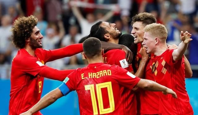 比利时的官方语言是荷兰语法语德语,然而球员