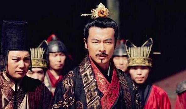 河北1座小山寸草不生,考古队连夜赶到:快驻军