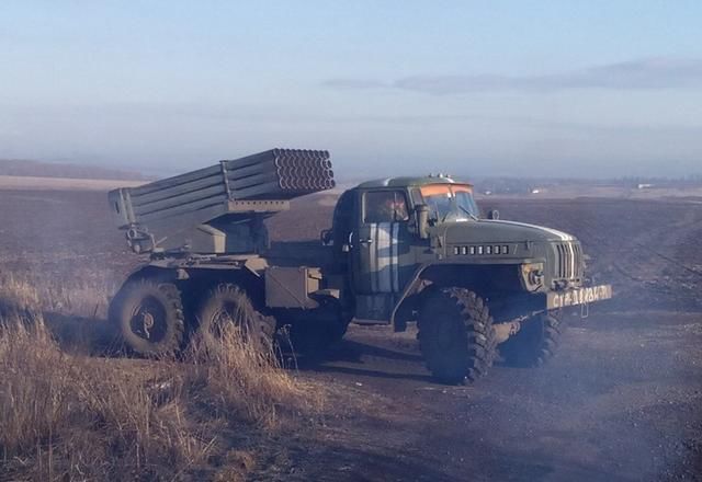 言而无信卑鄙无耻!竟向居民区发射火箭弹,叙军