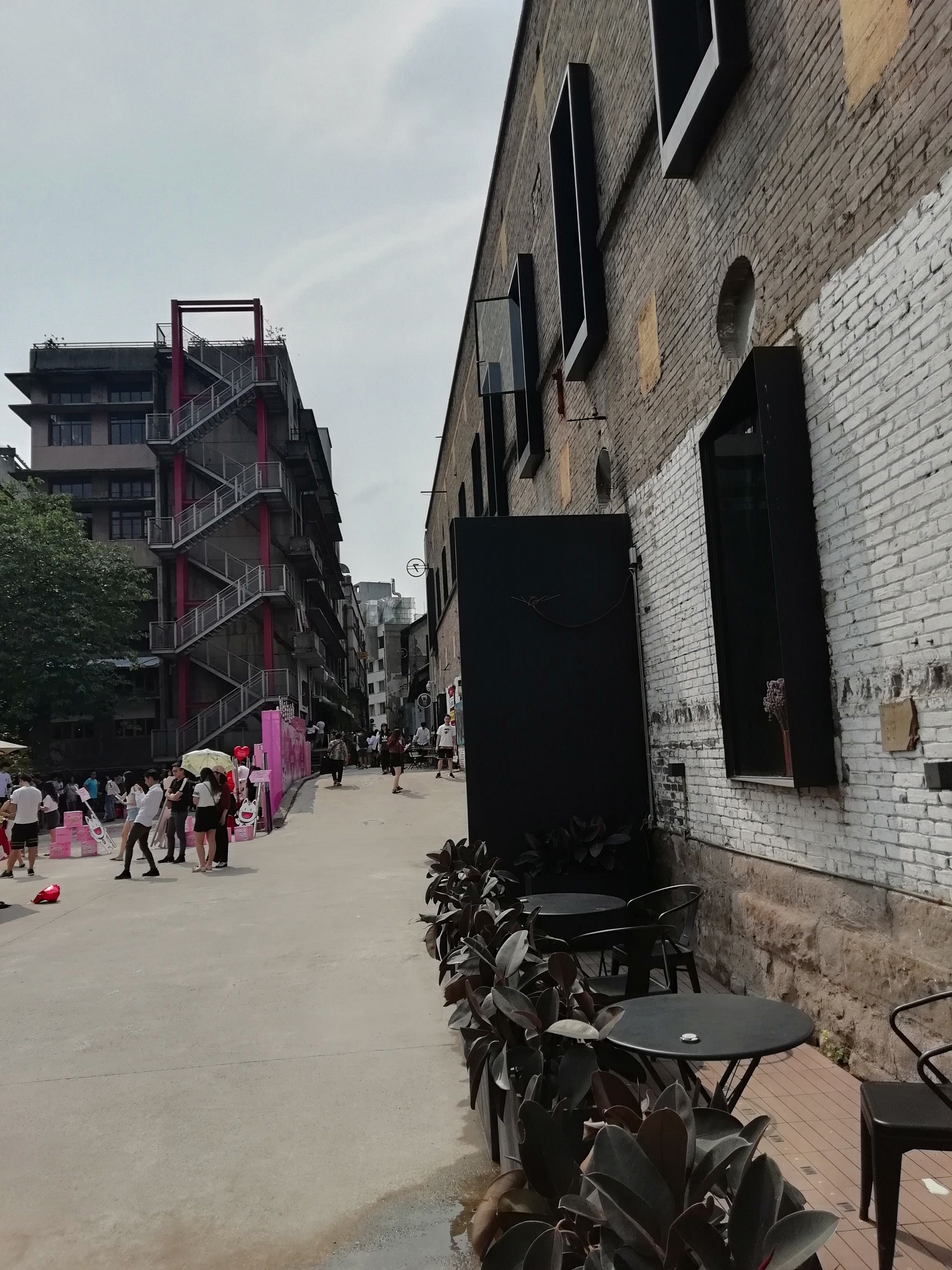 重庆新晋网红景点-鹅岭二厂,等你来打卡!_【快