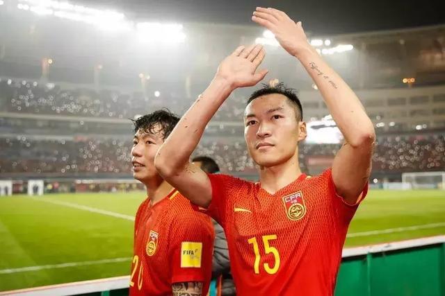 里皮寻遍中超难找郑智替身 网友评论褒贬不一