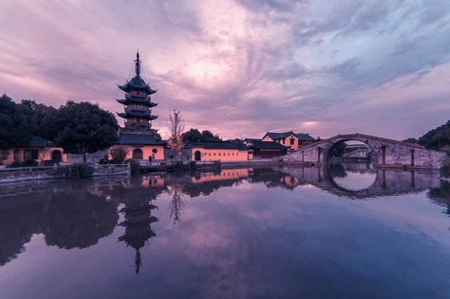 新晋网红旅行地！穿过海棠花海！2元直达太湖美景！