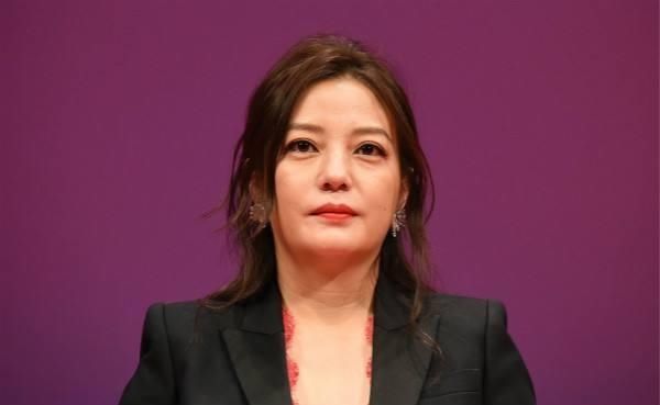 56亿恐遭腰斩 赵薇要大吐血了!股民可向10家律